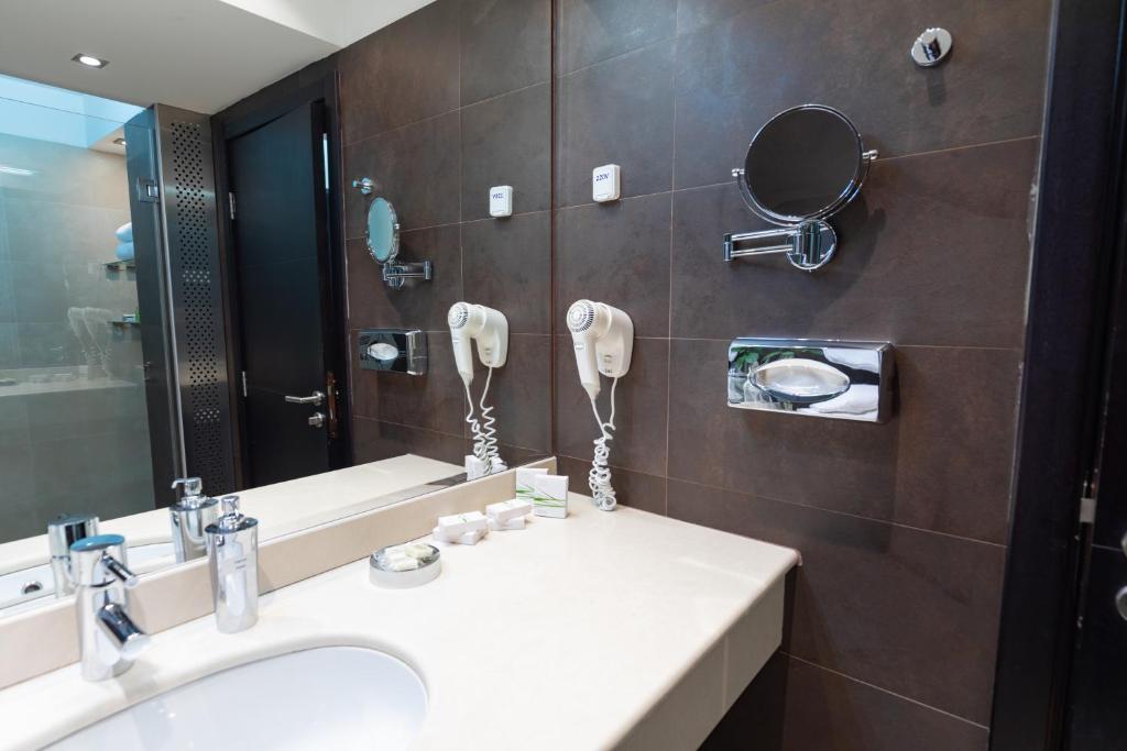 Koupelna v ubytování Hotel M