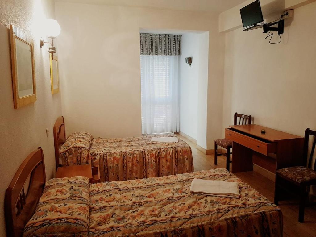 Guesthouse Hostal Pineda, Noja, Spain - Booking.com