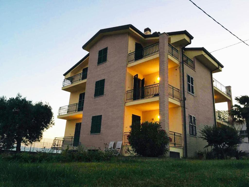 Fotografie z fotogalerie ubytování La Collina di Emma v destinaci Massignano