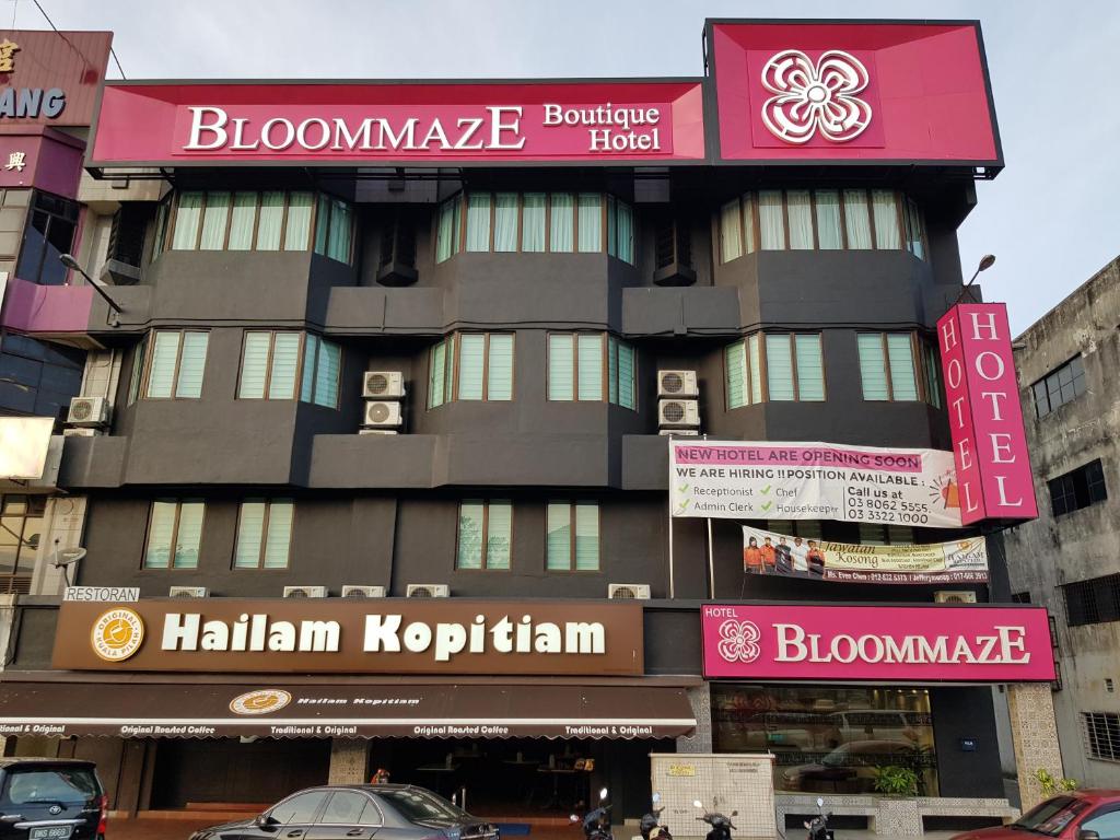 Certifikát, hodnocení, plakát nebo jiný dokument vystavený v ubytování Bloommaze Boutique Hotel Klang