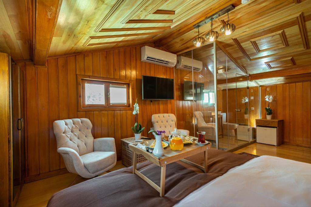 Posezení v ubytování Wonder Wood Hotel