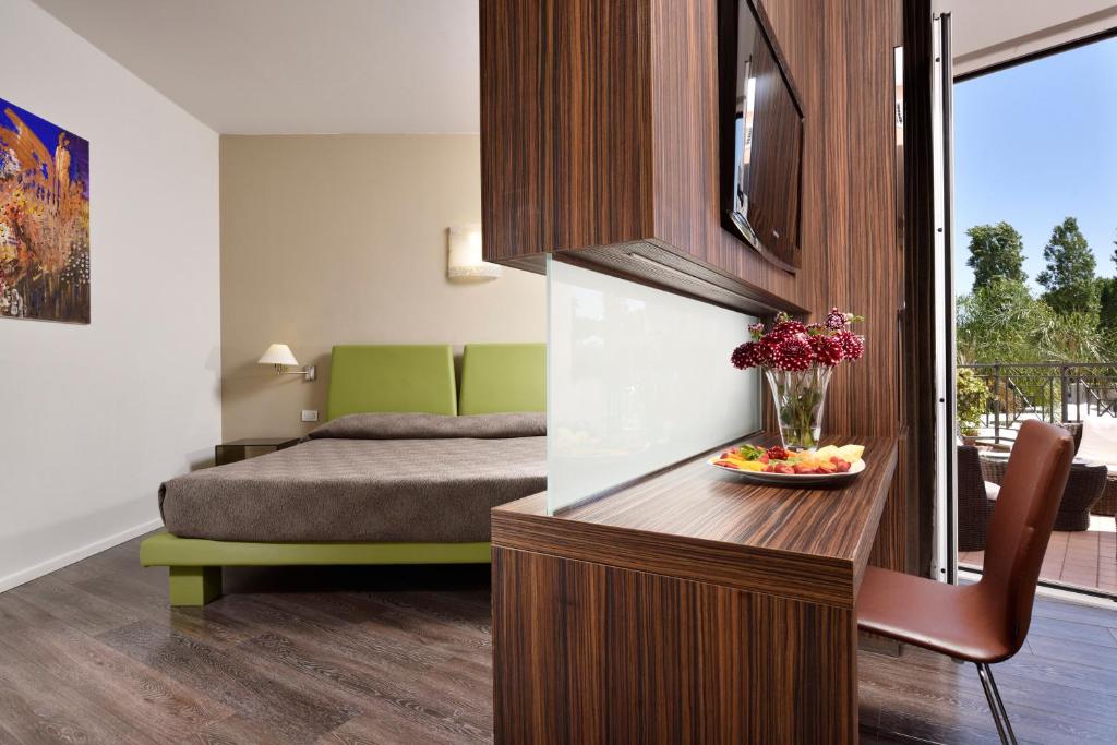 Hotel Isola Sacra Rome Airport - Junior Suite With Balcony