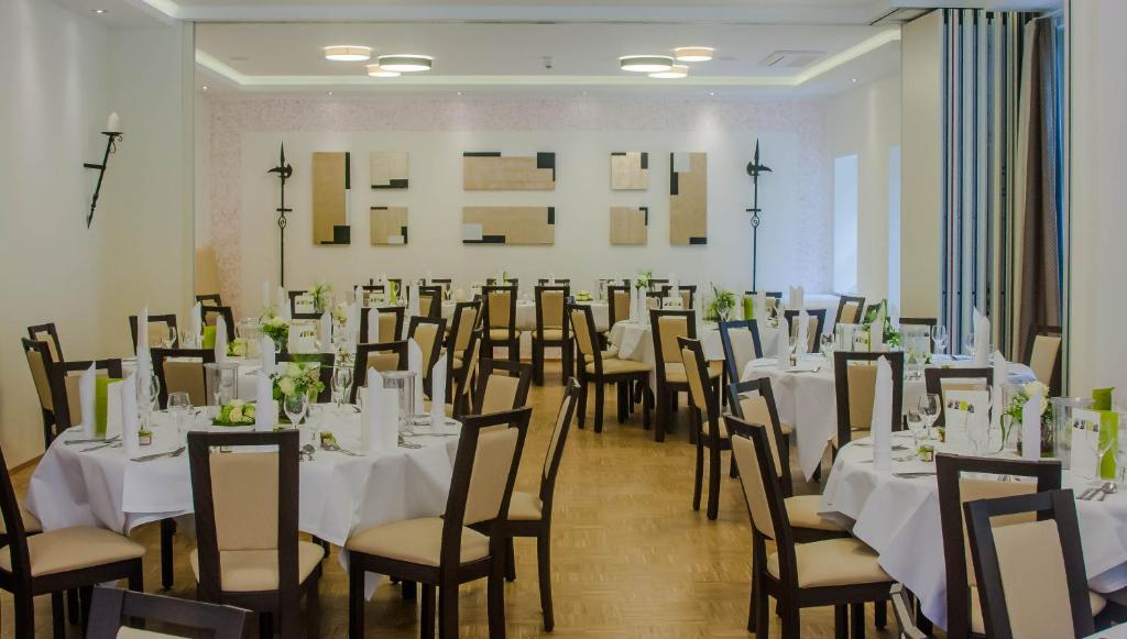 Restaurace v ubytování Hotel & Restaurant Schaumburger Ritter, Rinteln