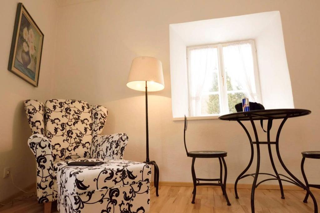 Posedenie v ubytovaní Barbara Residenz / Apartment Clematis
