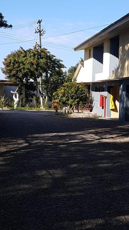  MOTEL PALACE