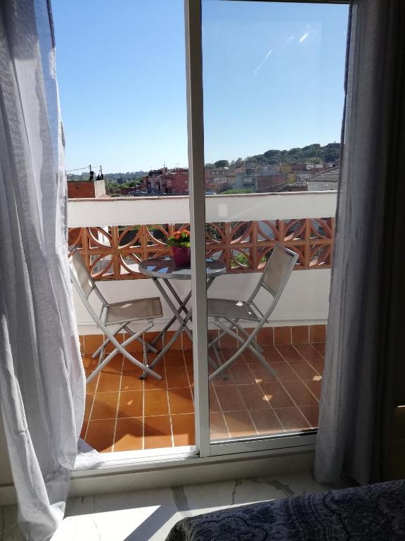 Balkón nebo terasa v ubytování Nueva suite jacuzzi relax beach & mountain