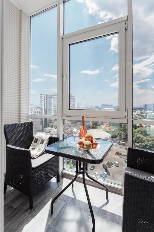 Barkar ArCadia Apartments - 带阳台的公寓