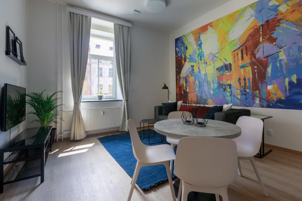 TV a/nebo společenská místnost v ubytování Avantgarde apartments
