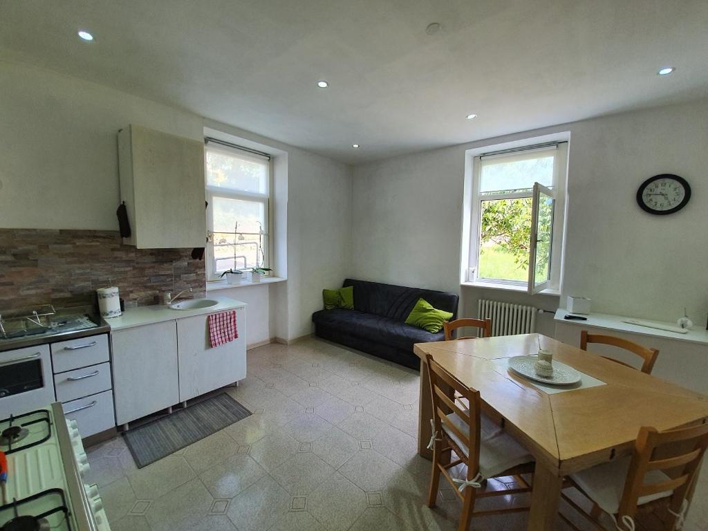 Kuchyň nebo kuchyňský kout v ubytování Casa Zucol