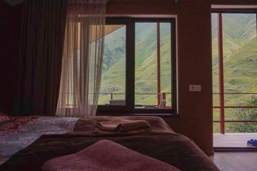 Nespecifikovaný výhled na hory nebo výhled na hory při pohledu z bed and breakfast