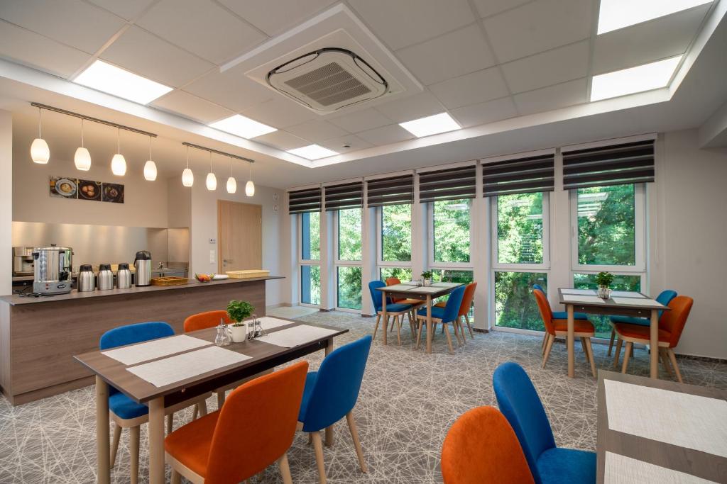 Kuchyň nebo kuchyňský kout v ubytování Easy Suites Hévíz