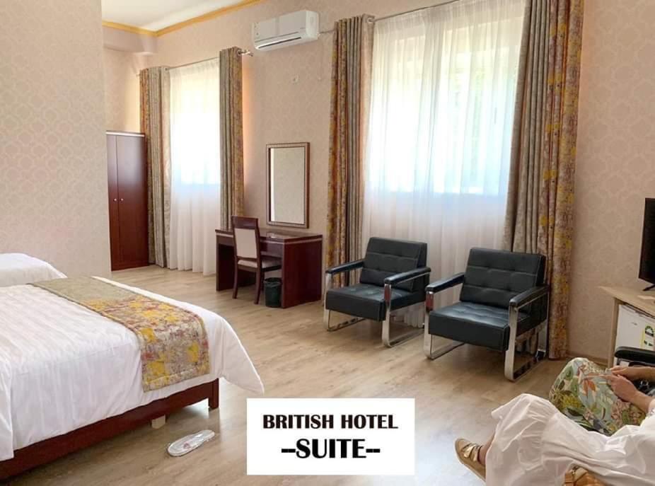 Postel nebo postele na pokoji v ubytování British Hotel Pogradec