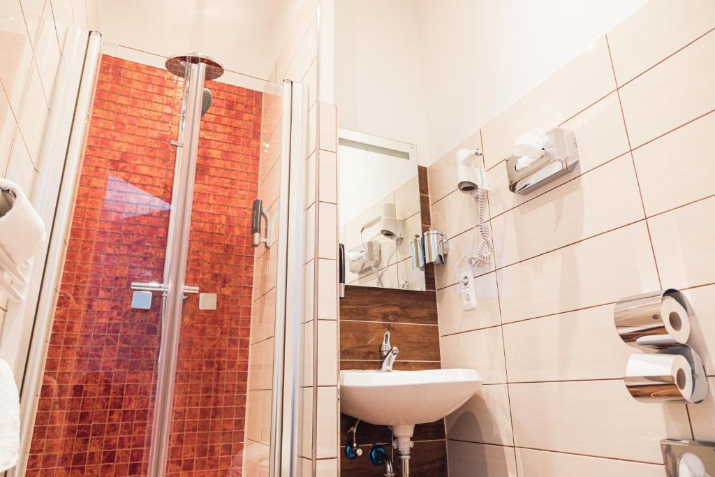 Hotel Hamburger Perle - Resim 18