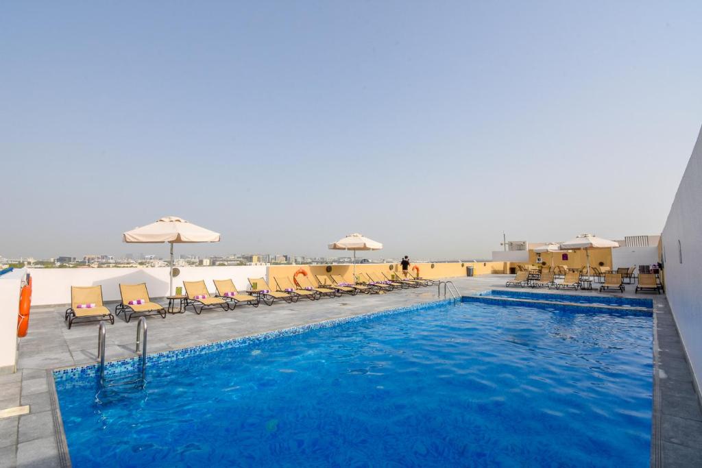 امکانات Premier Inn Dubai International Airport - An Emirates Group Company - تصویر ۴