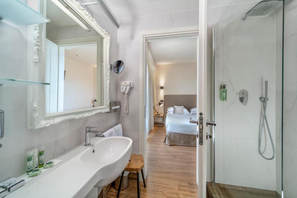 Koupelna v ubytování Hotel Select Suites & Spa - Apartments