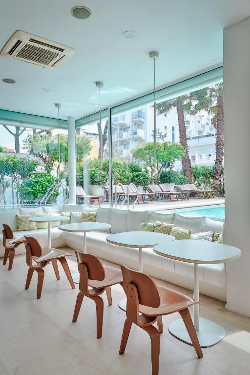 Hotel Select Suites & Spa - Apartments - Resim 41