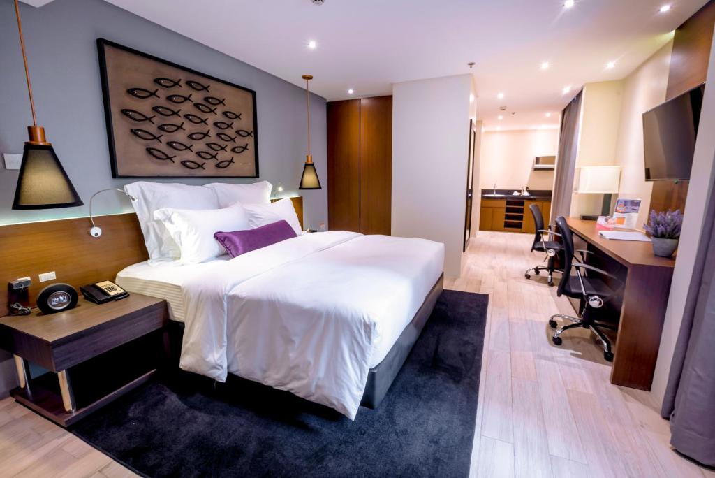 Coro Hotel - Deluxe Zimmer Mit Kingsize-Bett