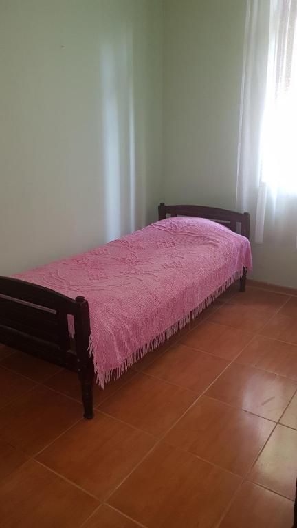 Postel nebo postele na pokoji v ubytování Kobuleti Egro House