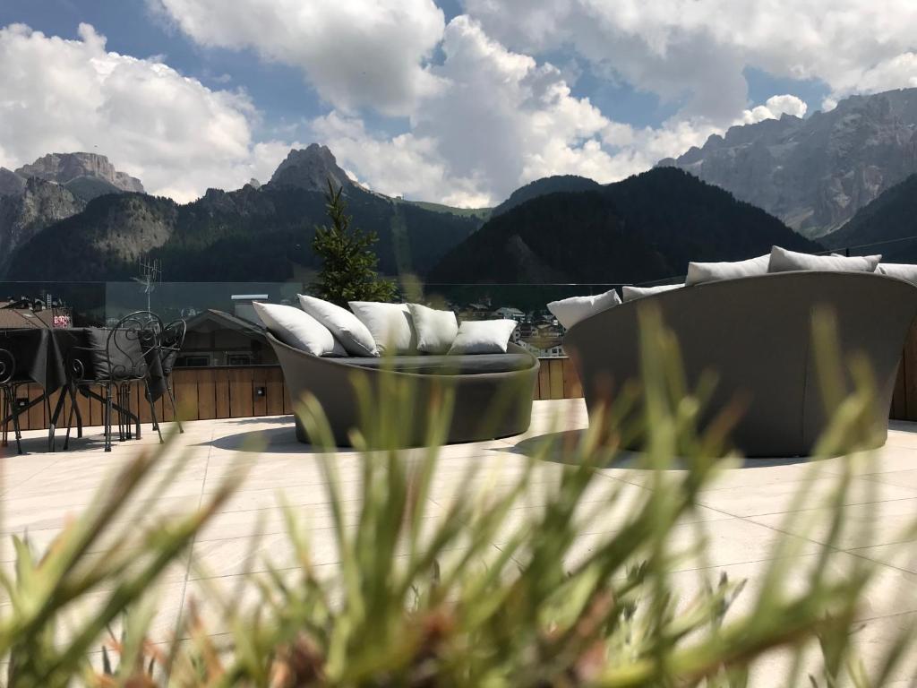 Nespecifikovaný výhled na hory nebo výhled na hory při pohledu z hotelu