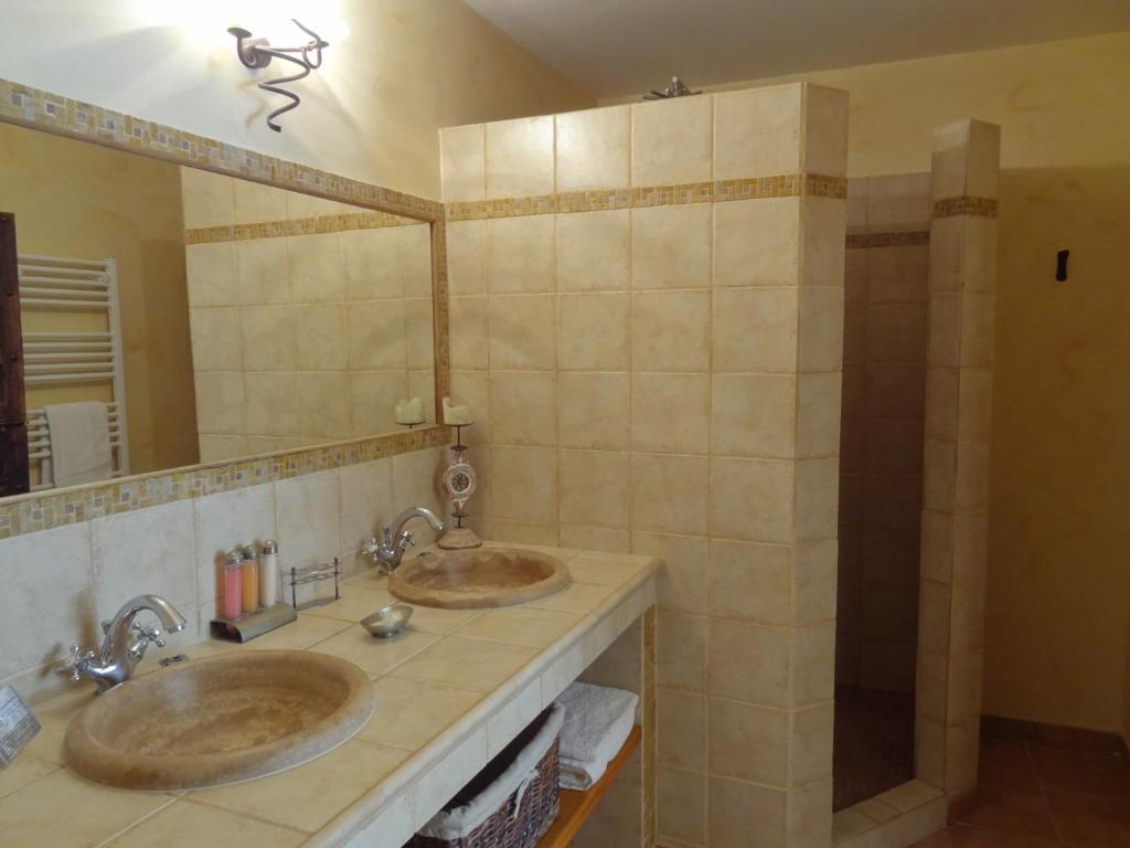 Koupelna v ubytování La Bastide de Font Clarette