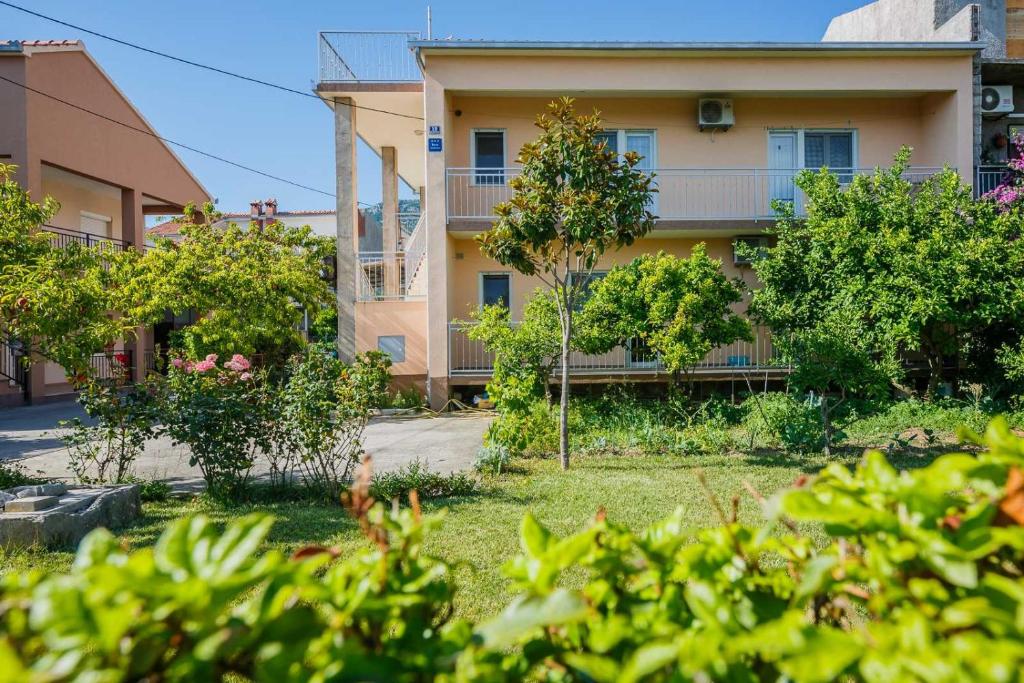 Zahrada ubytování Apartman Martinovic