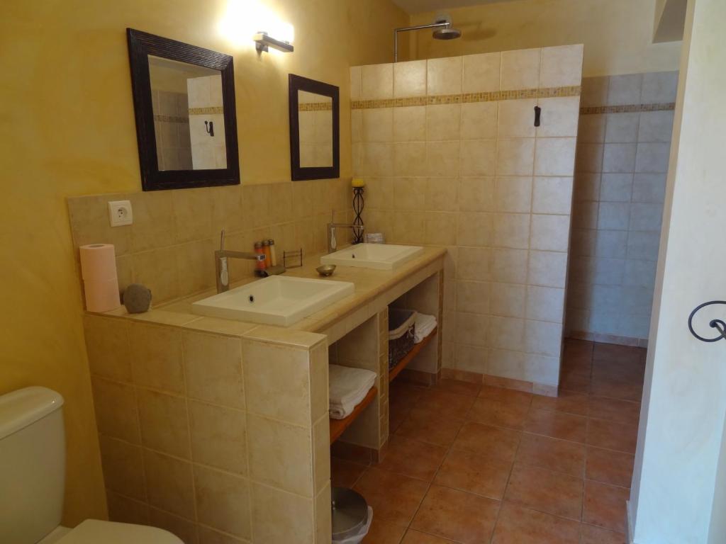 Koupelna v ubytování La Bastide de Font Clarette
