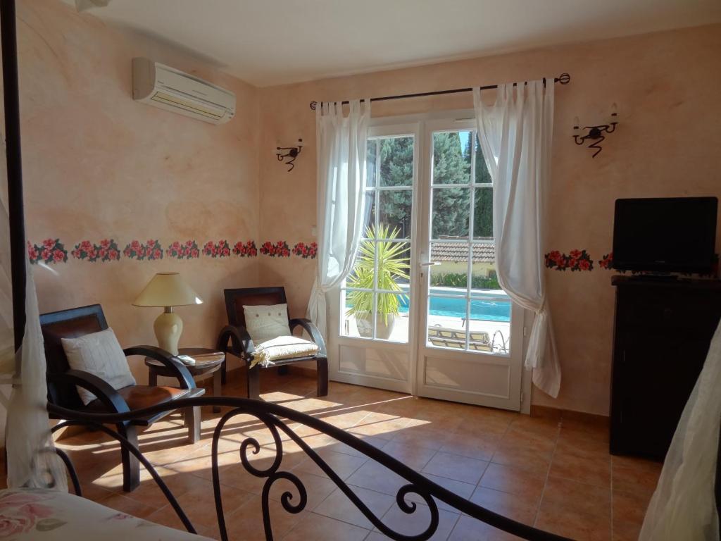 Posezení v ubytování La Bastide de Font Clarette