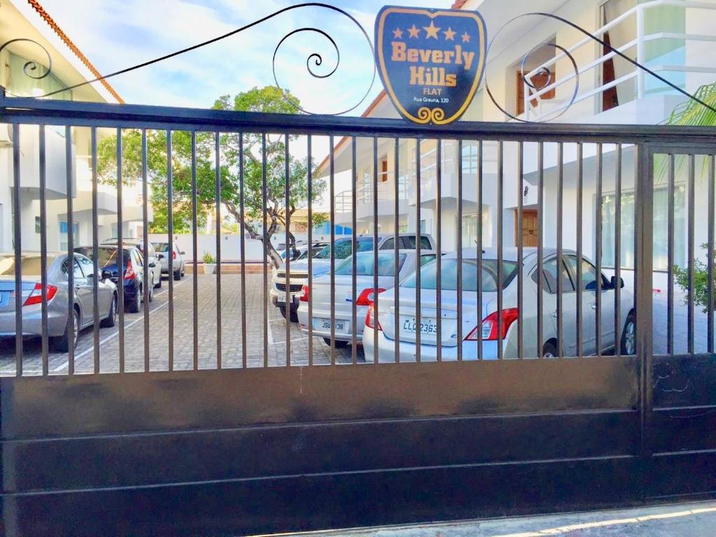  Beverly Hills Flat