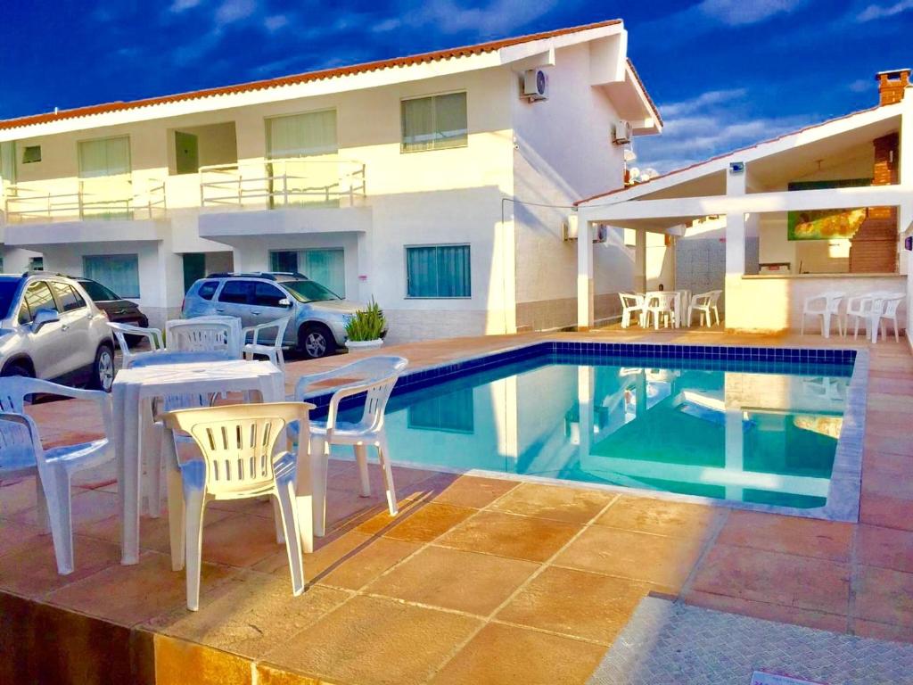  Beverly Hills Flat