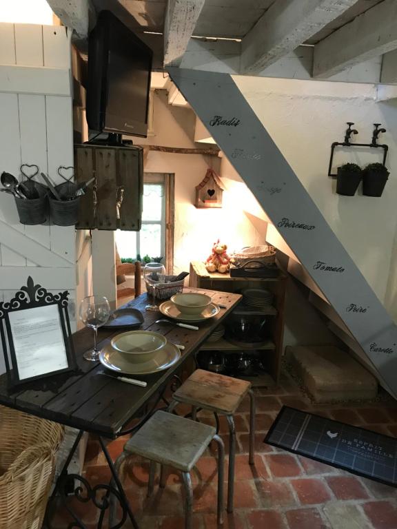 Kuchyň nebo kuchyňský kout v ubytování Gîte "L'Annexe du Parc" Sa Vue Splendide