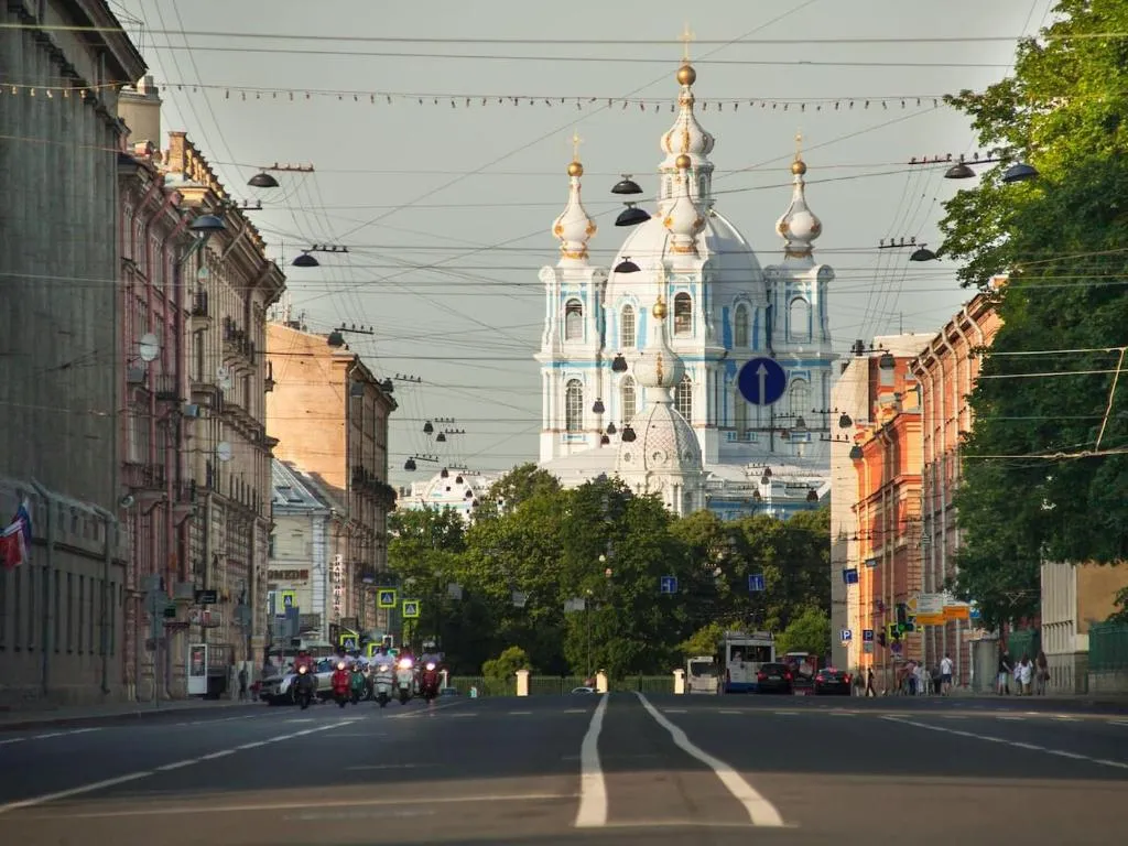 kvartira s balkonom Smolny, Sankt Petersburg, Rusia