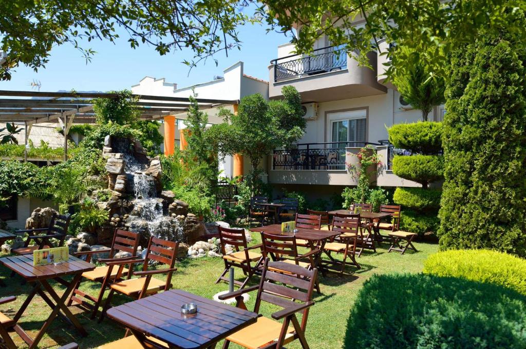 Zahrada ubytování Hotel Stefanos