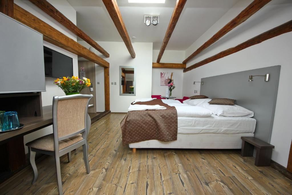 Hotel U Trí hrušek suites & apartments - Resim 12