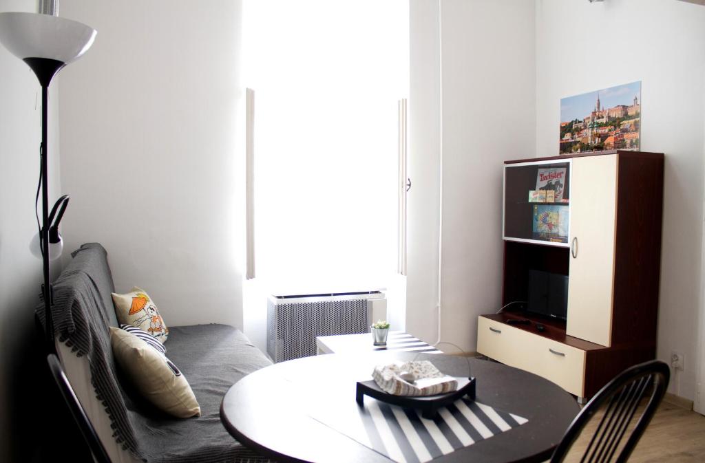 Minion & Snoopy Apartman - One-Bedroom Apartment