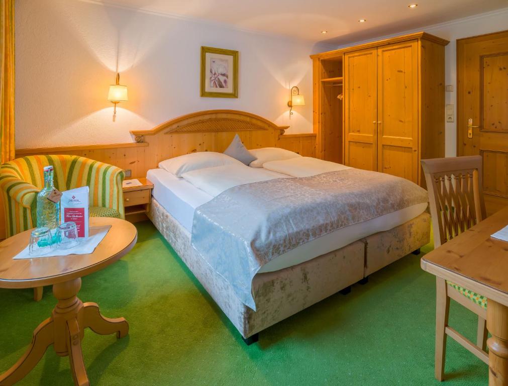 Hotel-Garni Jakober - B&B und Appartements - 5