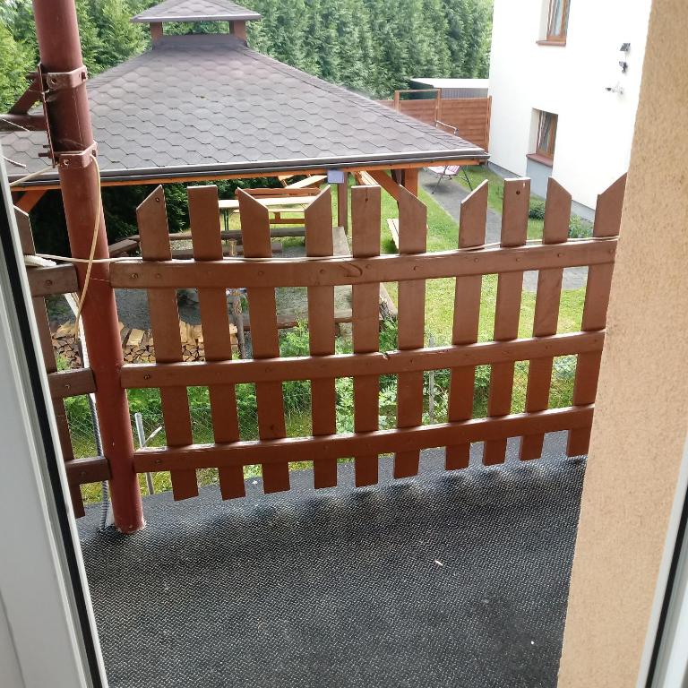 Balkón alebo terasa v ubytovaní Apartament Pilsko 1