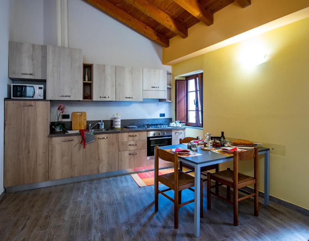 Kuchyňa alebo kuchynka v ubytovaní Agriturismo De Ferrari
