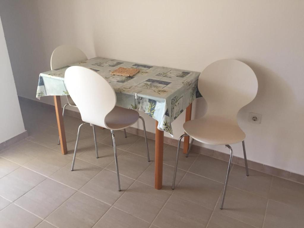 Fotografia z galérie ubytovania Apartmani Atila Damir v Omise