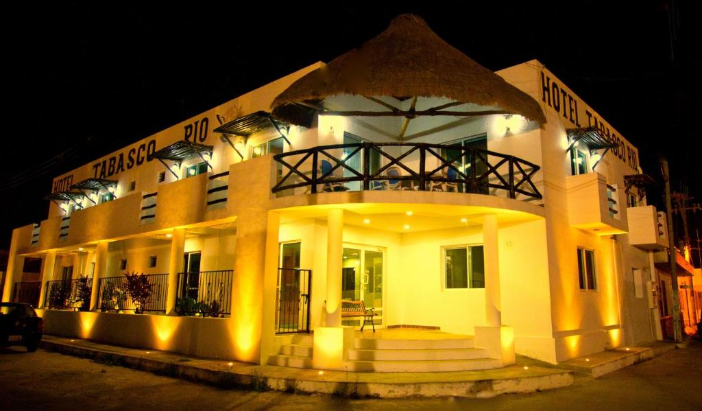 Budova, kde se hotel nachází