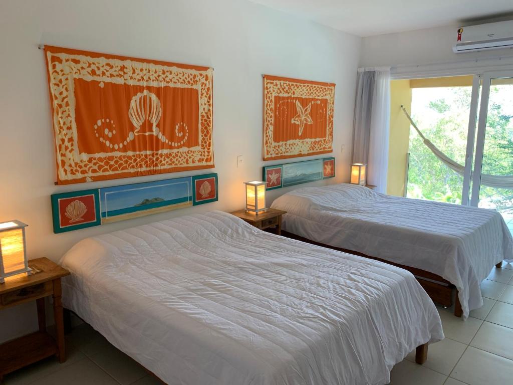  Praia da Ferradurinha Guest House
