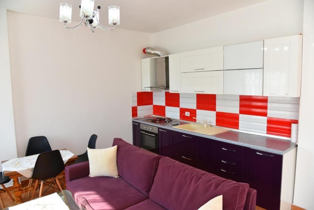 gzim's apartment - Image 4