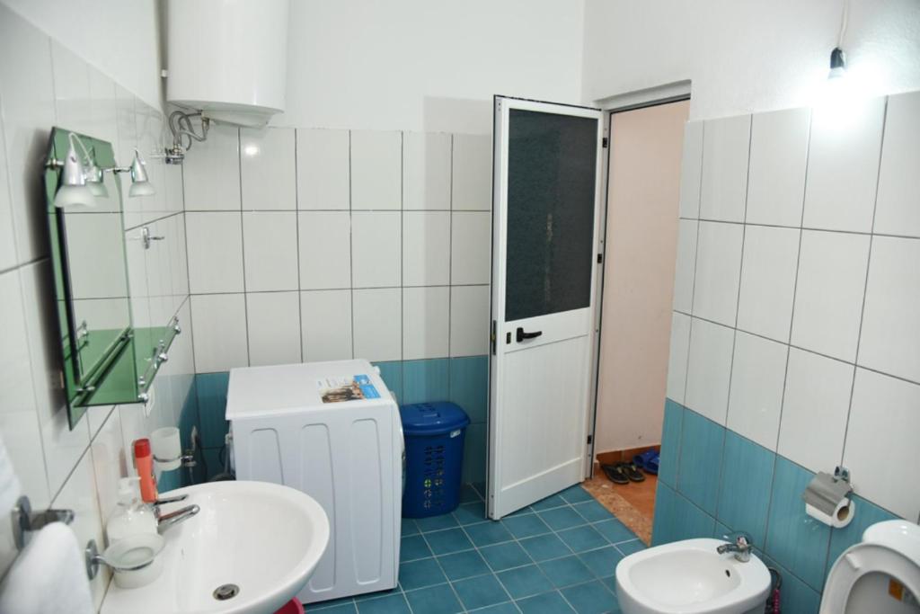gzim's apartment - Image 8