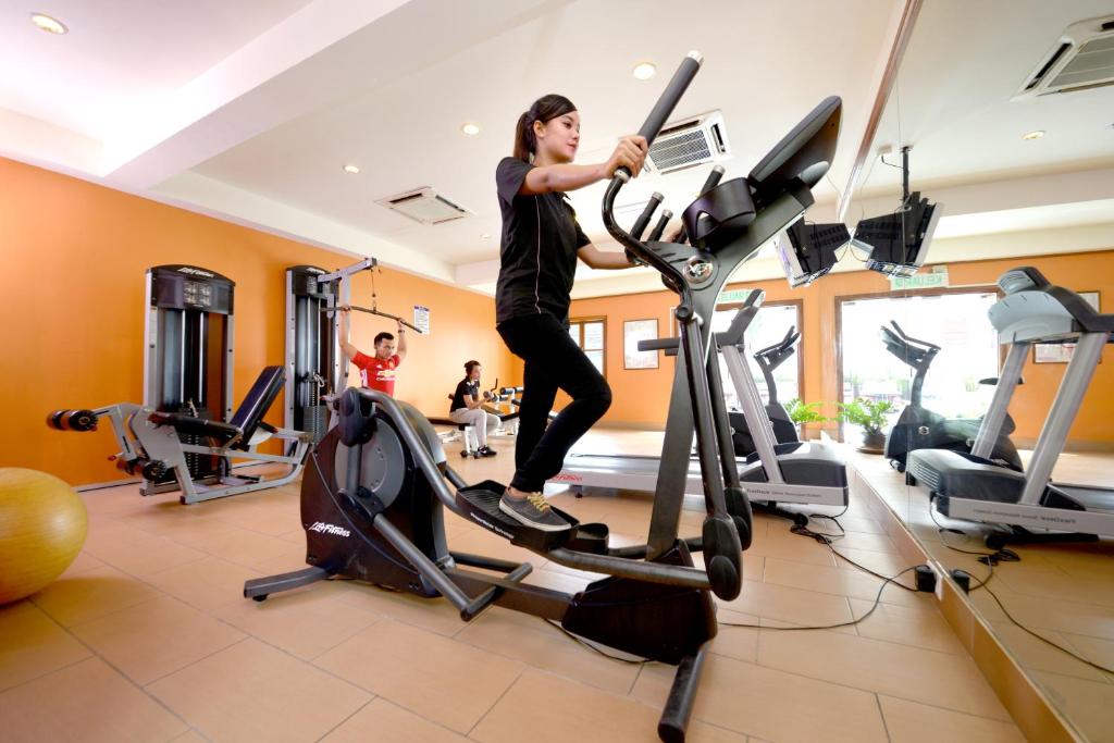 Pusat kecergasan dan/atau kemudahan kecergasan di Lexis Port Dickson