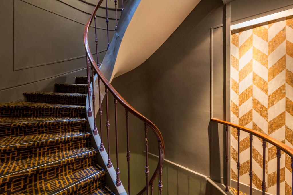 Best Western Hotel Centre Reims - Resim 19