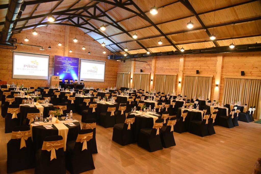 Restaurace v ubytování Pride Sun Village Resort & Spa