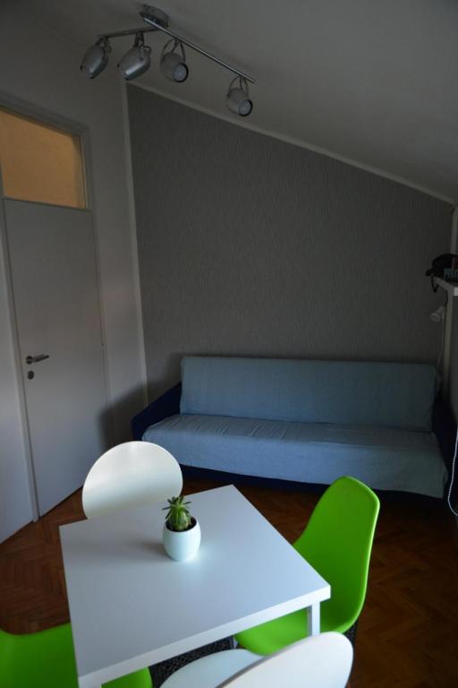 VIV apartment 2 - One-Bedroom Apartment
