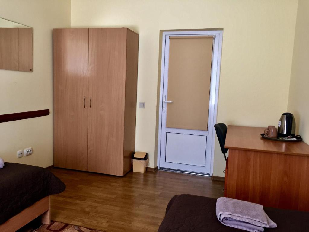 Kuchyň nebo kuchyňský kout v ubytování Westend Hotel Kyiv