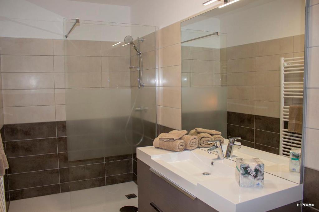 BASTIDE 7 - Habitación Doble O Twin Con Baño Privado