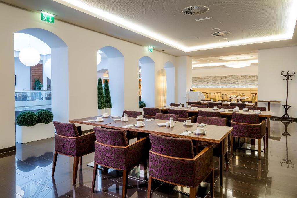 Restaurace v ubytování Hotel IMLAUER Wien
