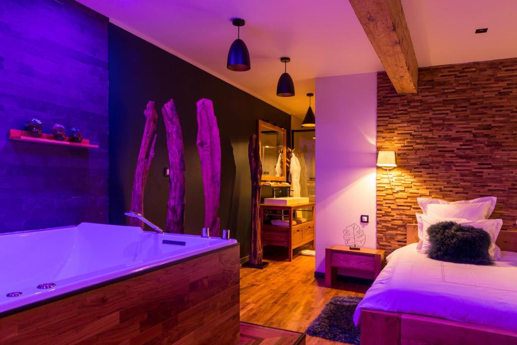 Les suites sainte claire - Suite With Jacuzzi And Sauna